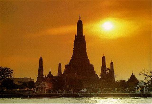 วัดอรุณราชวรารามราชวรมหาวิหาร