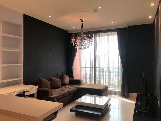 AGUSTON SUKHUMVIT 22