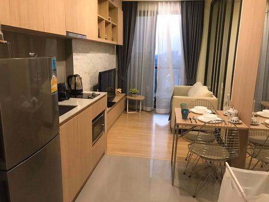M JATUJAK CONDOMINIUM