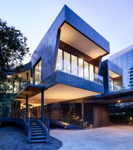 บ้าน House Of Grey ซอยสุขุมว