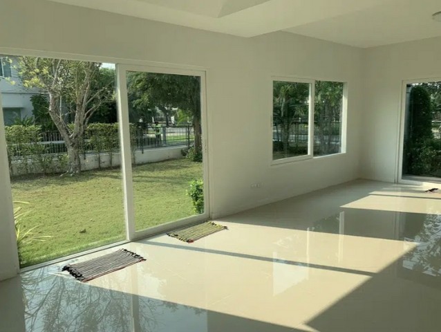 หมู่บ้านพฤกษ์ลดา หทัยราษฎร์