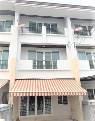 โครงการ หมู่บ้านกลางเมือง S-Se