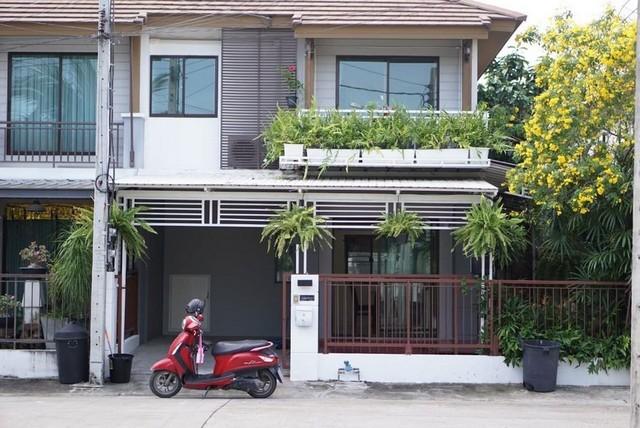 ทาวน์เฮ้าส์