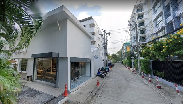 อาคารพาณิชย์