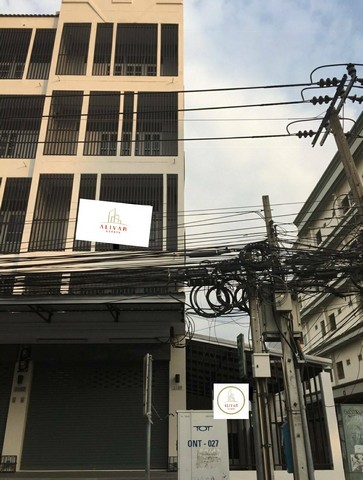 อาคารพาณิชย์