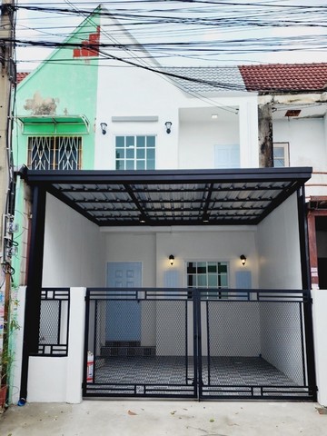 ทาวน์เฮ้าส์