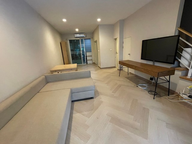 ทาวน์เฮ้าส์