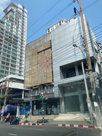 อาคารพาณิชย์