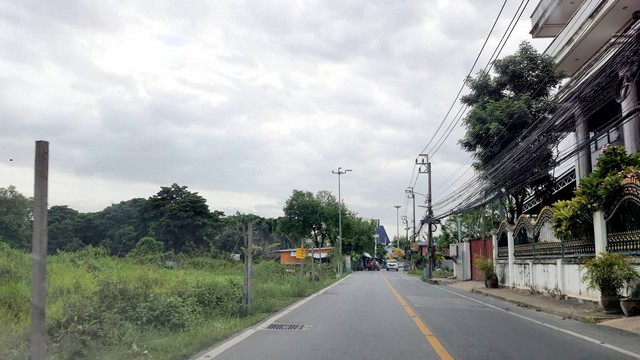 ที่ดิน