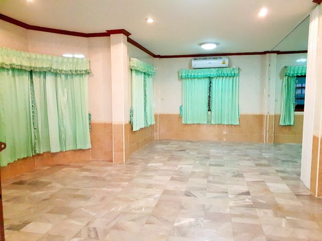 โรงแรม