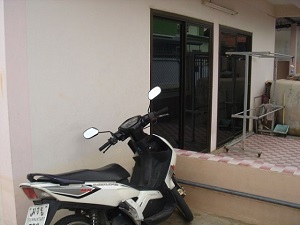 ที่จอดรถ