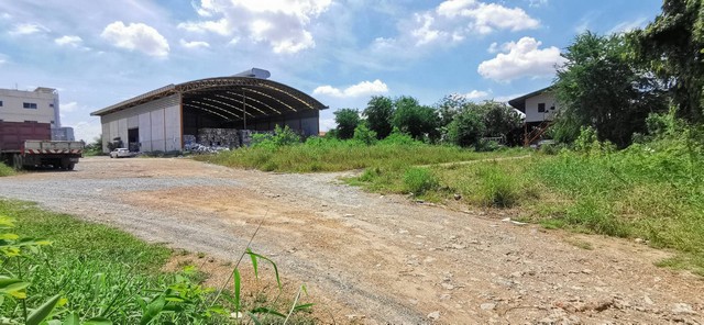 ที่ดิน