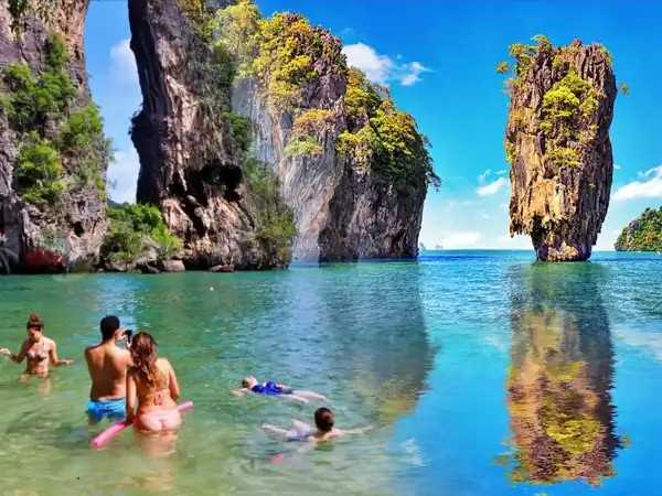 ทัวร์เกาะเจมส์บอน