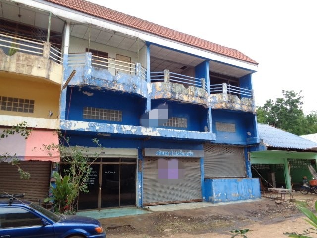 อาคารพาณิชย์