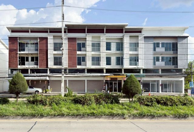 อาคารพาณิชย์