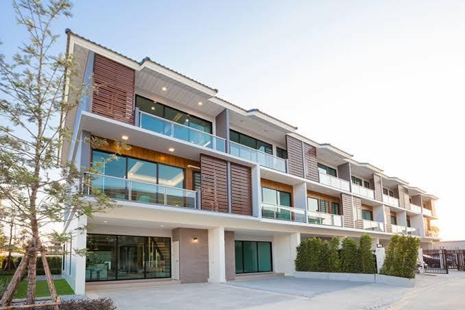 ทาวน์เฮ้าส์