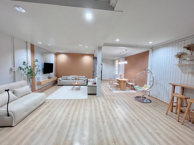 ทาวน์เฮ้าส์