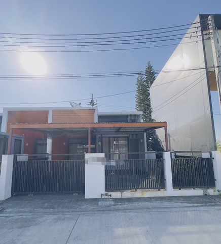 ทาวน์เฮ้าส์