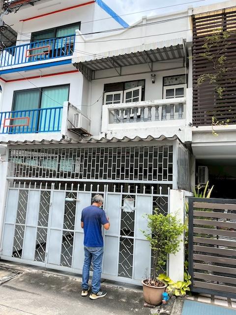 ทาวน์เฮ้าส์