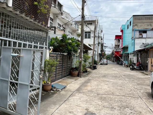 ทาวน์เฮ้าส์