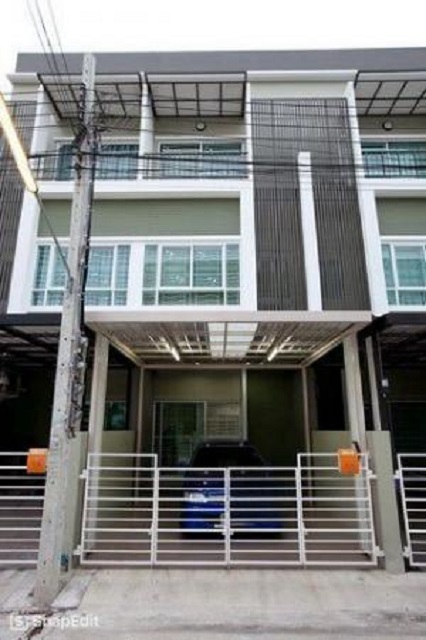 ทาวน์เฮ้าส์