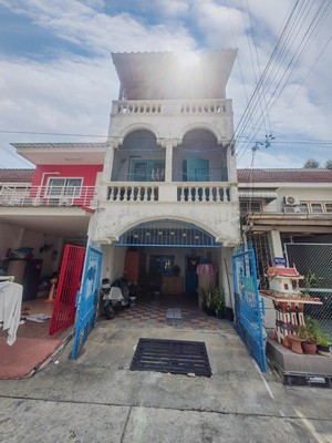 ทาวน์เฮ้าส์