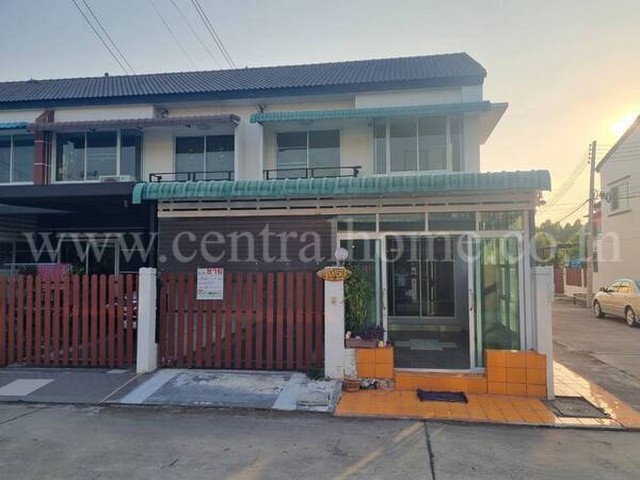 ทาวน์เฮ้าส์