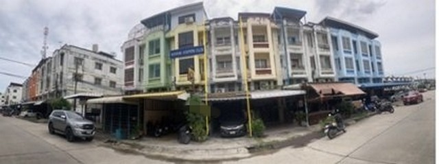 อาคารพาณิชย์