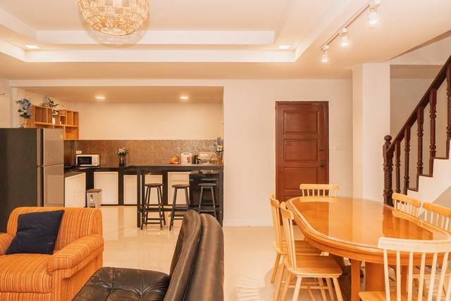 ทาวน์เฮ้าส์