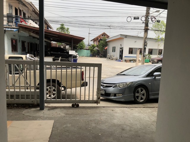 อพาร์ทเมนท์