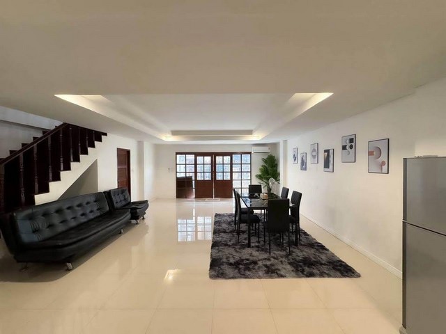 ทาวน์เฮ้าส์