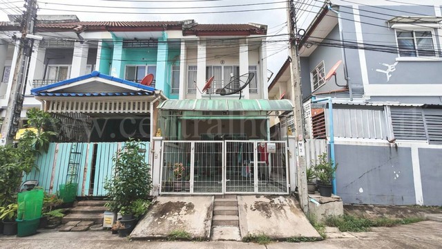 ทาวน์เฮ้าส์