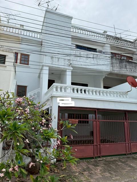 ทาวน์เฮ้าส์