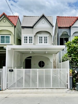 ทาวน์เฮ้าส์