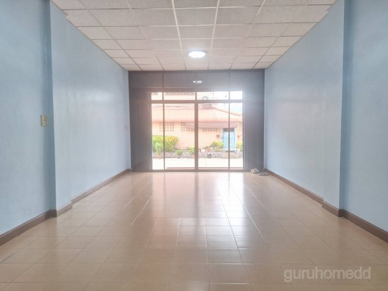 อาคารพาณิชย์