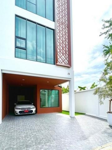 ทาวน์เฮ้าส์