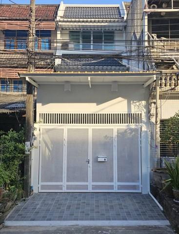 ทาวน์เฮ้าส์