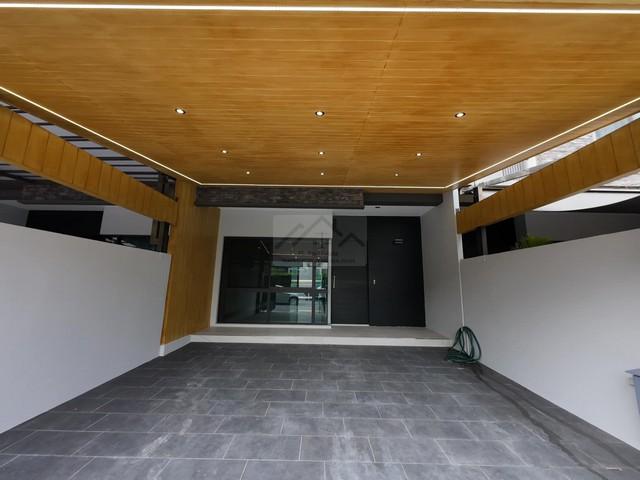 ทาวน์เฮ้าส์