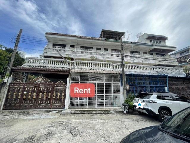 ทาวน์เฮ้าส์