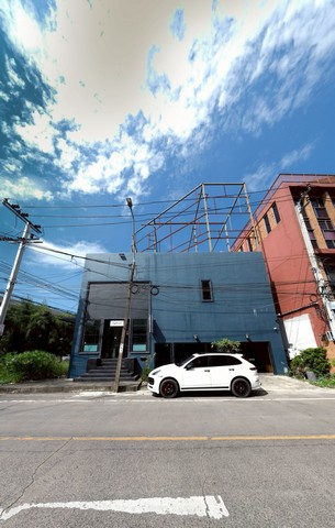 อาคารพาณิชย์