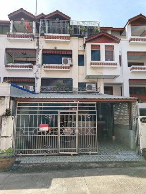 ทาวน์เฮ้าส์