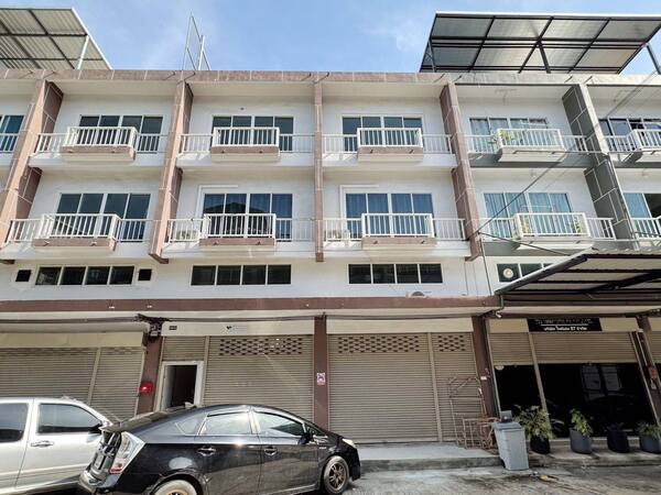 อาคารพาณิชย์