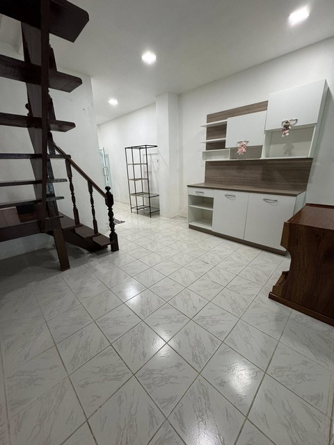 ทาวน์เฮ้าส์