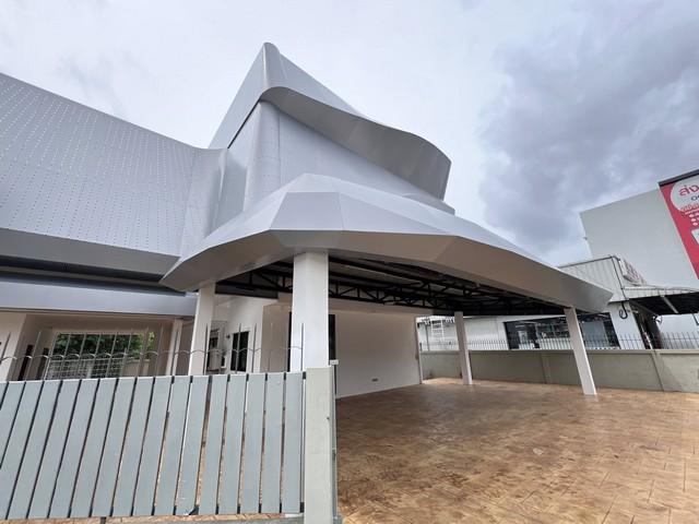 อาคารพาณิชย์