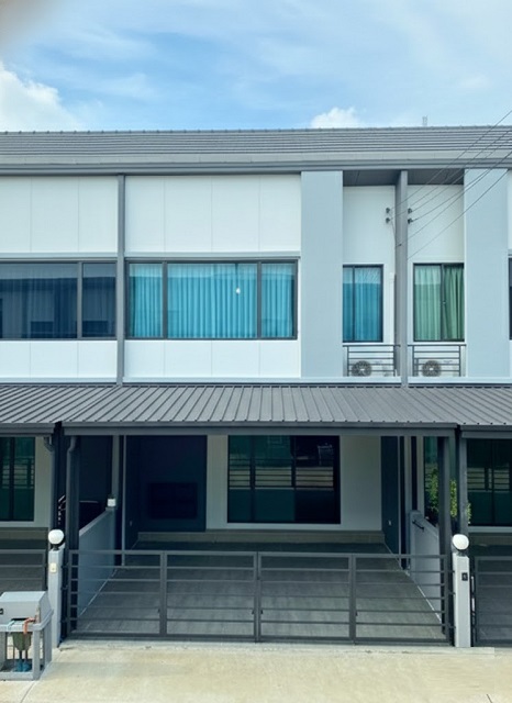 ทาวน์เฮ้าส์