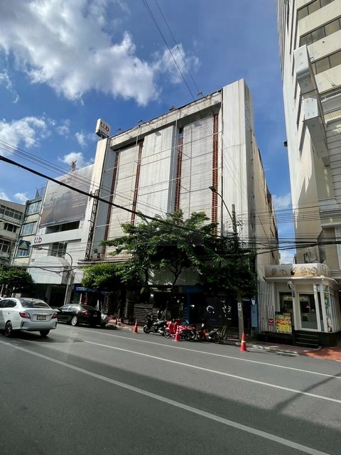 อาคารพาณิชย์