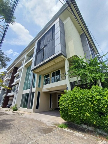 อาคารพาณิชย์