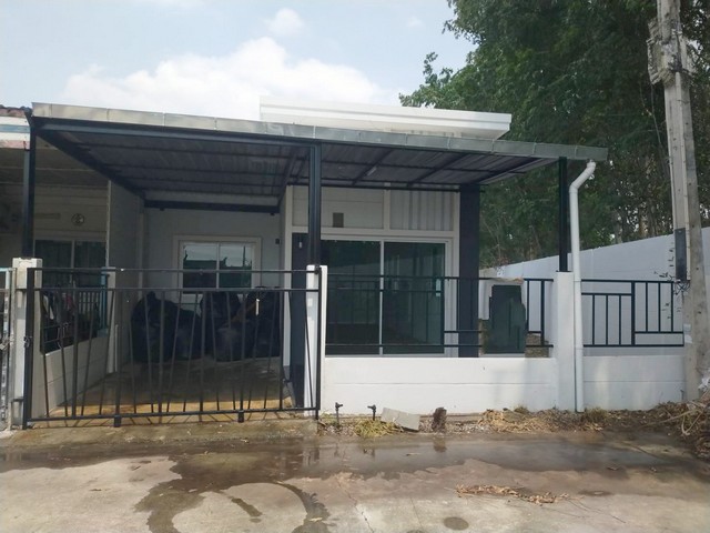 ทาวน์เฮ้าส์