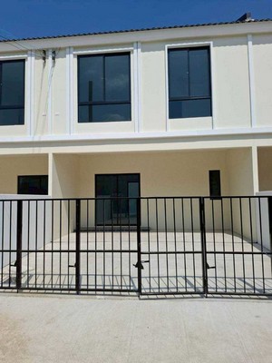 ทาวน์เฮ้าส์