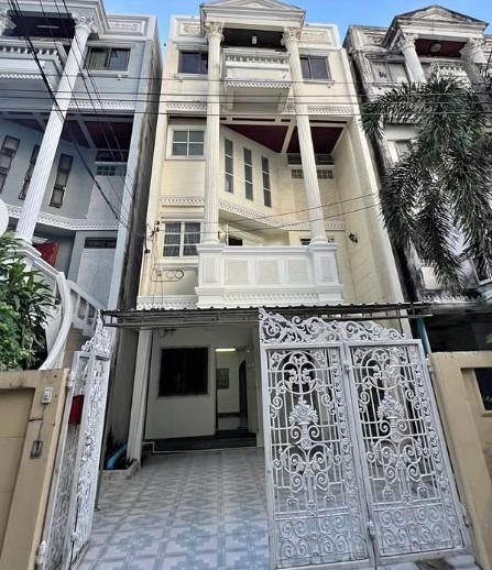 ทาวน์เฮ้าส์